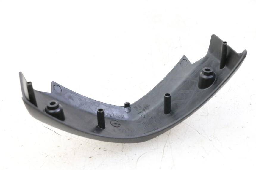 photo de CARENA ANTERIORE CONGIUNZIONE PEUGEOT TREKKER TKR 50 (2005 - 2014) - Altra angolazione