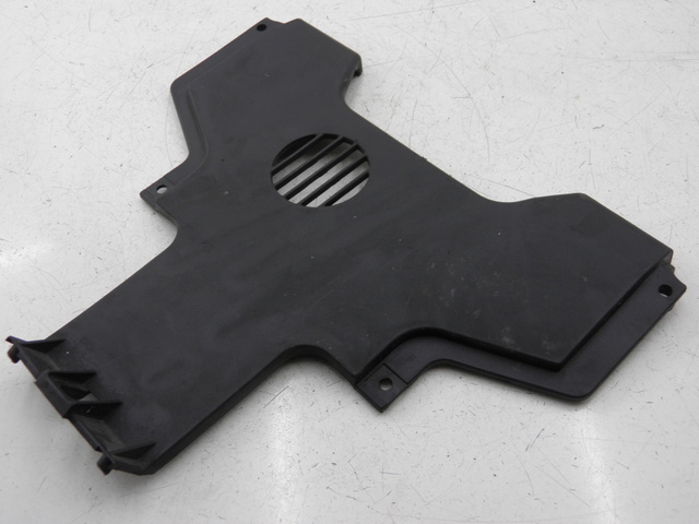 photo de Giunzione carenatura anteriore inferiore PIAGGIO MP3 RL 125 (2008 - 2009) - Vista principale