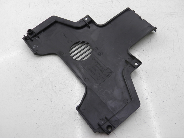 photo de Giunzione carenatura anteriore inferiore PIAGGIO MP3 RL 125 (2008 - 2009) - Zoom sullo stato d'uso