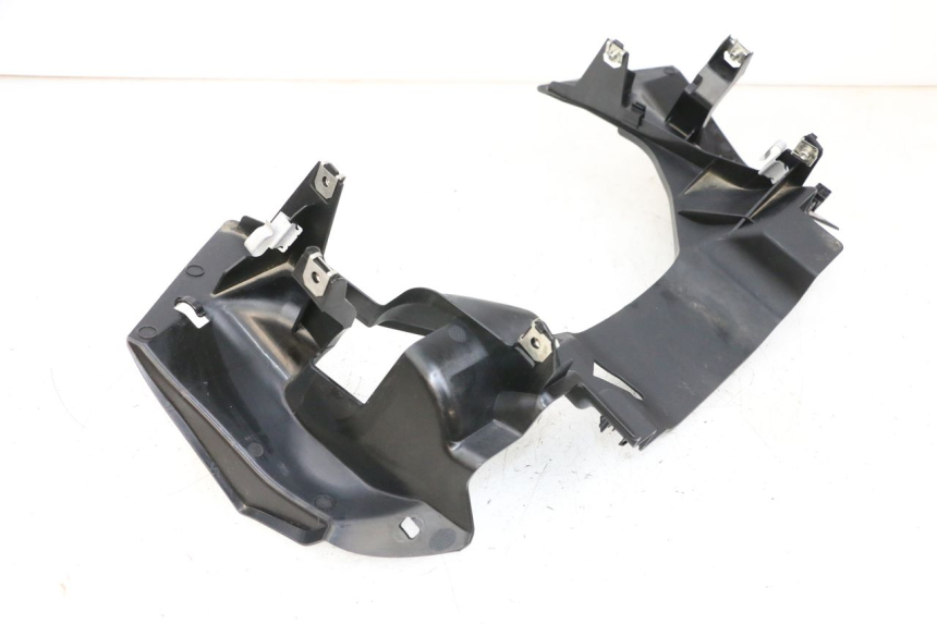 photo de CARENA ANTERIORE CONGIUNZIONE BMW R GS 1250 (2021 - 2024) - Caratteristiche distintive