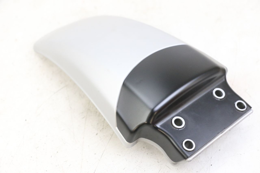 photo de CARENA ANTERIORE CONGIUNZIONE ROYAL ENFIELD HYMALAYAN 410 (2016 - 2023) - Primo piano tecnico