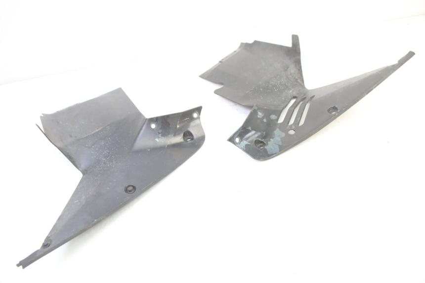 photo de CARENA ANTERIORE CONGIUNZIONE HONDA ST PAN EUROPEAN 1300 (2002 - 2013) - Altra angolazione