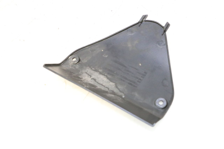 photo de CARENA ANTERIORE CONGIUNZIONE HONDA ST PAN EUROPEAN 1100 (1990 - 2002) - Zoom sullo stato d'uso