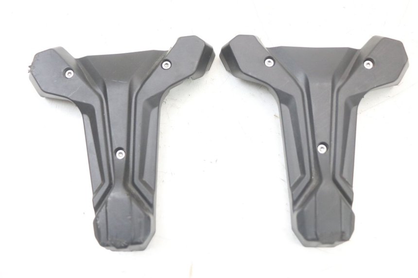 photo de CARENA ANTERIORE CONGIUNZIONE DUALTRON TOGO PLUS 1 - Dettaglio del componente