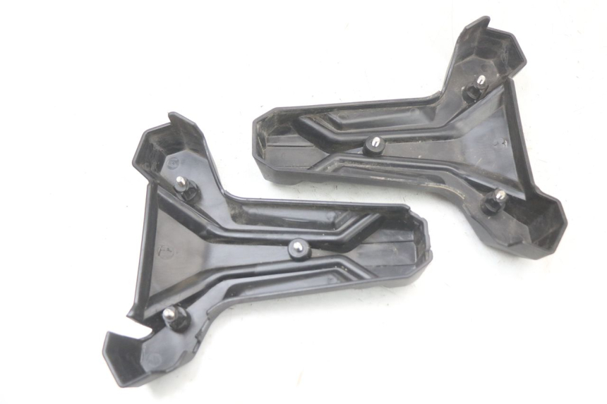 photo de CARENA ANTERIORE CONGIUNZIONE DUALTRON TOGO PLUS 1 - Stato della superficie e materiale