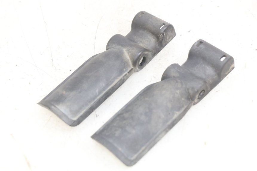 photo de GIUNZIONE PARAURTI ANTERIORE INF PEUGEOT TREKKER 50 (1998 - 2004) - Vista principale