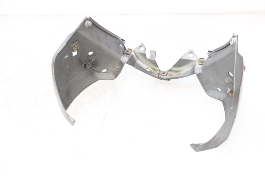 photo de GIUNZIONE PARAURTI ANTERIORE INF PEUGEOT TREKKER 50 (1995 - 2004) - Vista d'insieme del prodotto