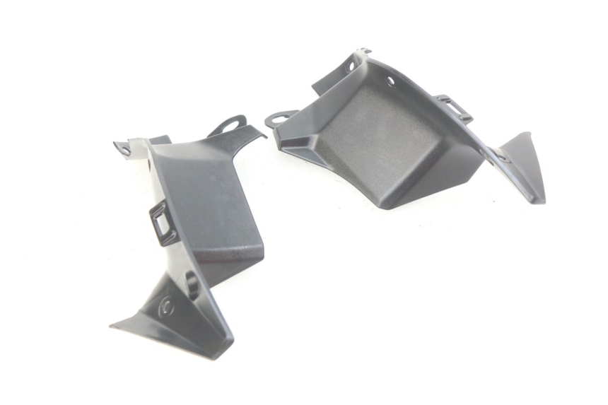 photo de GIUNZIONE PARAURTI ANTERIORE INF KAWASAKI Z 650 (2016 - 2019) - Primo piano tecnico