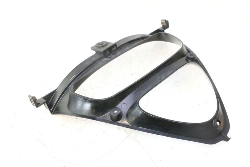 photo de GIUNZIONE PARAURTI ANTERIORE INF KAWASAKI ZZR 600 (1995 - 2004) - Primo piano tecnico