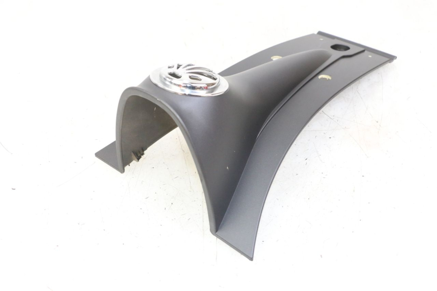 photo de CARENA ANTERIORE CONGIUNZIONE JM MOTORS VX 125 (2022 - 2025) - Primo piano tecnico