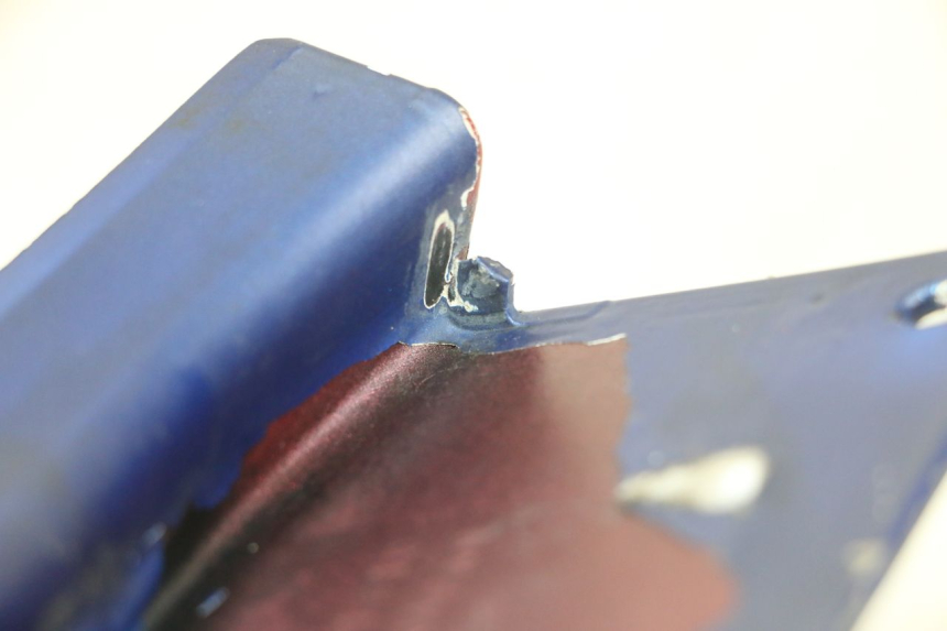 photo de CARENA ANTERIORE CONGIUNZIONE KAWASAKI ZR7 ZR-7 S 750 (1999 - 2004) - Zoom sullo stato d'uso