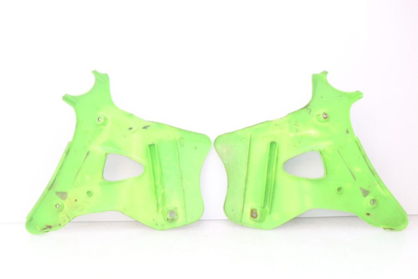 photo de GIUNZIONE CARENA ANTERIORE KAWASAKI KX 250 (1994 - 1998) - Ricambio usato controllato