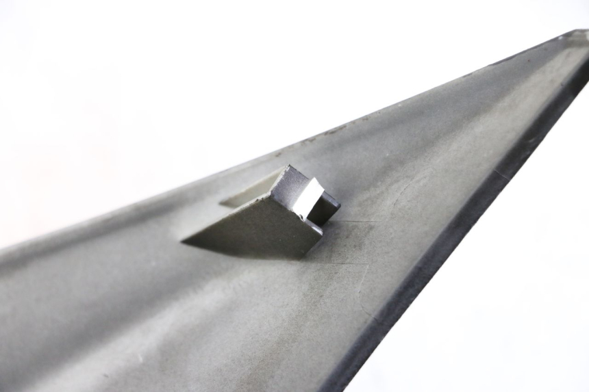 photo de Giunzione carena anteriore KYMCO DINK STREET 125 (2009 - 2014) - Zoom sullo stato d'uso