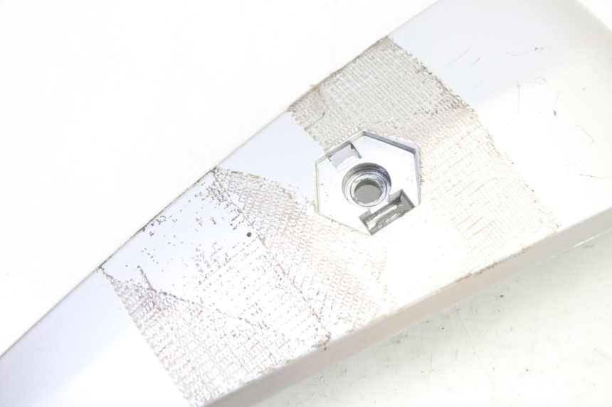 photo de CARENA ANTERIORE CONGIUNZIONE PIAGGIO LIBERTY 4T 50 (2009 - 2015) - Dettaglio del componente