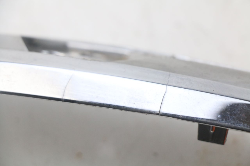 photo de GIUNZIONE CARENA ANTERIORE PIAGGIO LIBERTY IGET 4T 50 (2015 - 2020) - Dettaglio del componente