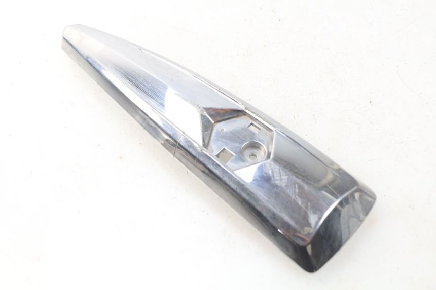 photo de GIUNZIONE CARENA ANTERIORE PIAGGIO LIBERTY IGET 4T 50 (2015 - 2020) - Zoom sullo stato d'uso