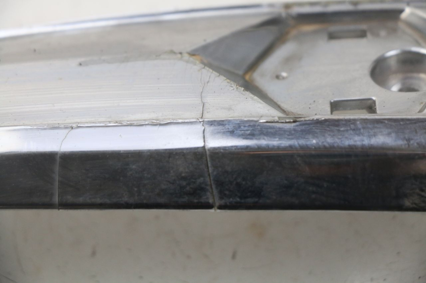 photo de GIUNZIONE CARENA ANTERIORE PIAGGIO LIBERTY IGET 4T 50 (2015 - 2020) - Primo piano tecnico