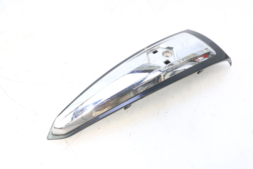 photo de GIUNZIONE CARENA ANTERIORE PIAGGIO LIBERTY IGET 4T 50 (2015 - 2020) - Altra vista dell'articolo