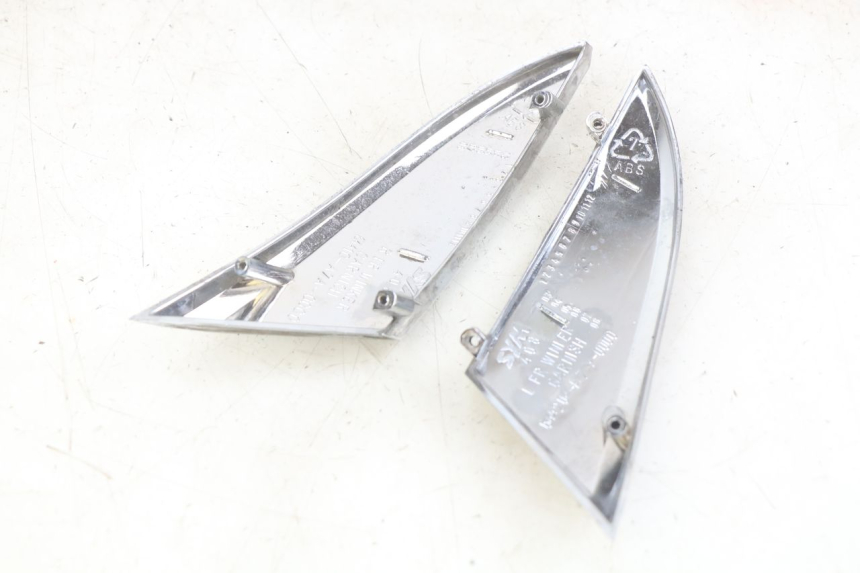 photo de GIUNZIONE CARENA ANTERIORE SYM MIO 50 (2011 - 2017) - Zoom sullo stato d'uso