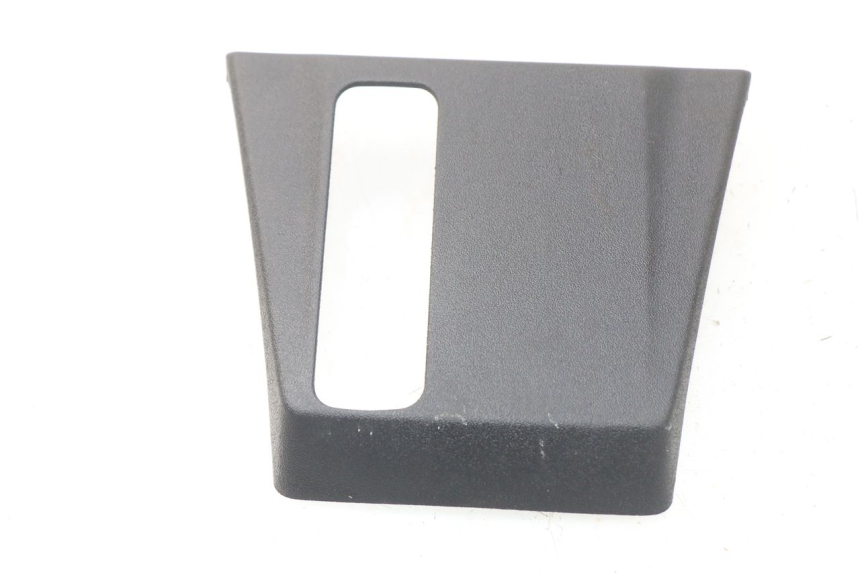 photo de Giunzione carena anteriore PIAGGIO MP3 HPE 500 (2019 - 2022) - Vista principale