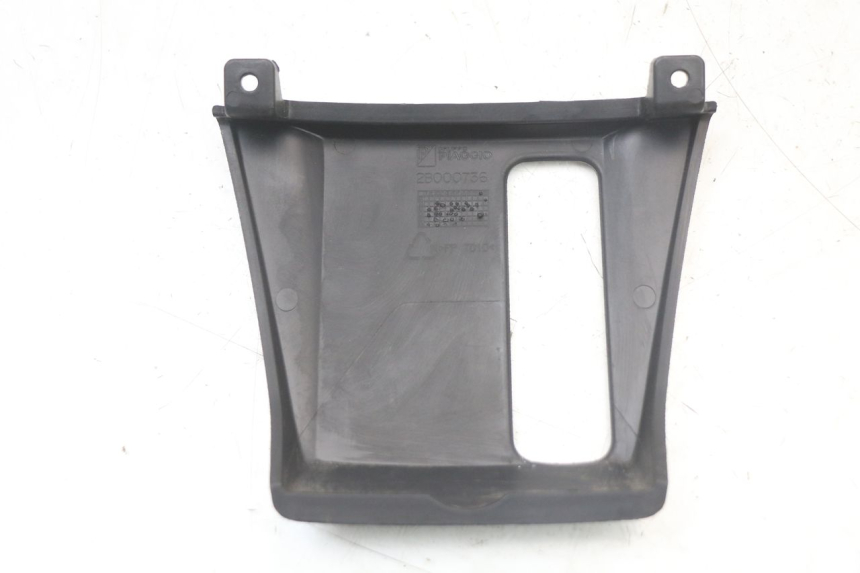 photo de CARENA ANTERIORE CONGIUNZIONE PIAGGIO MP3 HPE 350 (2018 - 2020) - Zoom sullo stato d'uso