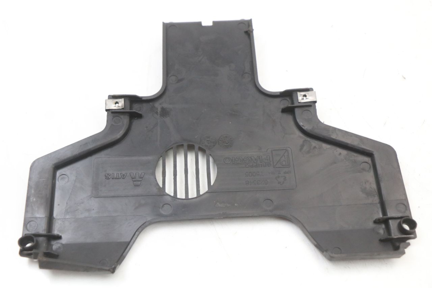 photo de CARENA ANTERIORE CONGIUNZIONE PIAGGIO MP3 125 (2006 - 2014) - Altra angolazione