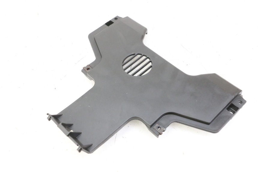 photo de CARENA ANTERIORE CONGIUNZIONE PIAGGIO MP3 500 (2014 - 2017) - Vista principale