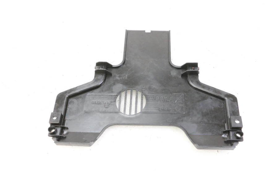 photo de CARENA ANTERIORE CONGIUNZIONE PIAGGIO MP3 500 (2014 - 2017) - Dettaglio del componente