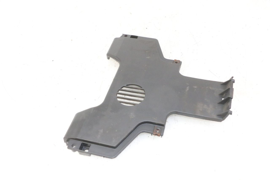 photo de CARENA ANTERIORE CONGIUNZIONE PIAGGIO MP3 500 (2011 - 2015) - Zoom sullo stato d'uso