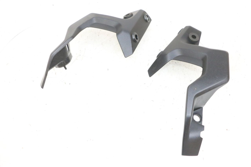 photo de CARENA ANTERIORE CONGIUNZIONE YAMAHA MT-07 MT07 ABS 700 (2018 - 2020) - Stato della superficie e materiale