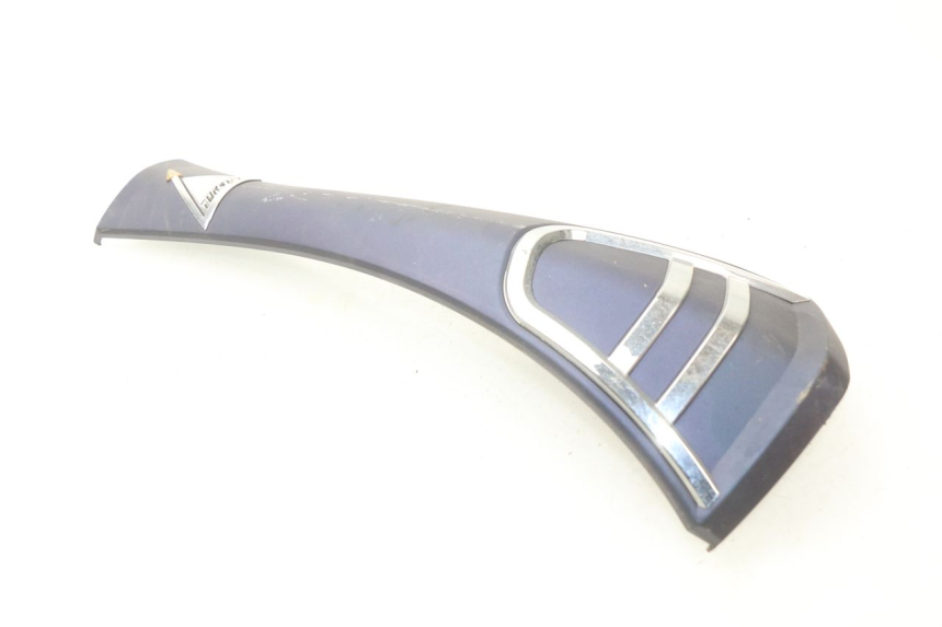 photo de Giunzione carena anteriore TURBHO RP 50 (2018 - 2022) - Dettagli dei punti di fissaggio