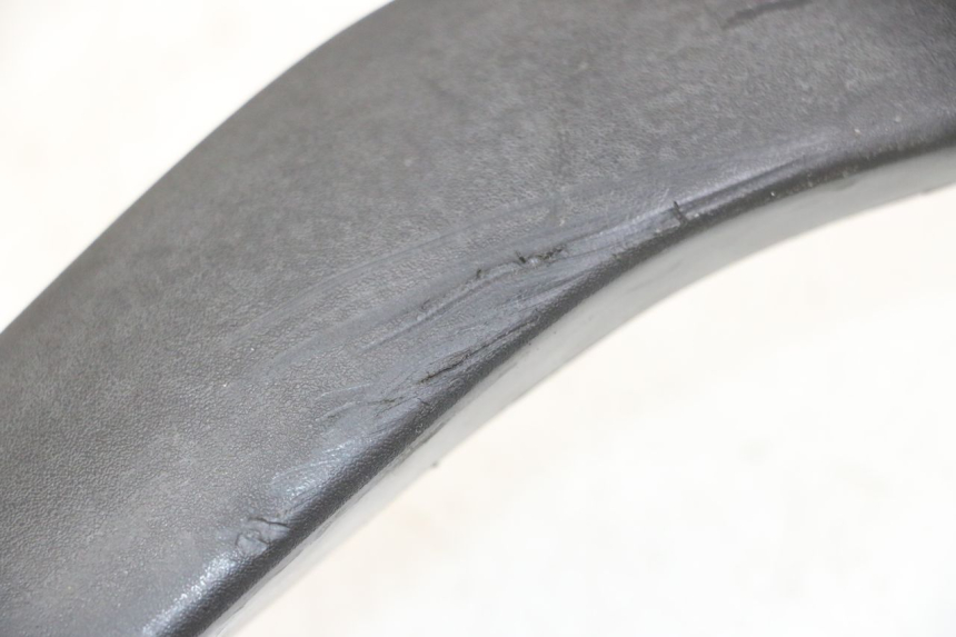 photo de CARENA ANTERIORE CONGIUNZIONE APRILIA SCARABEO GT TOURING 125 (1999 - 2005) - Zoom sullo stato d'uso