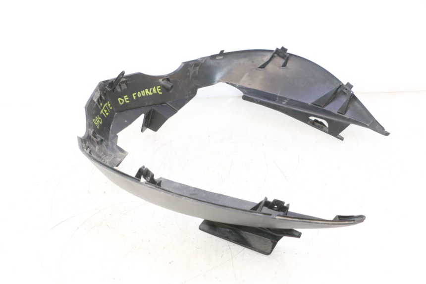 photo de CARENA ANTERIORE CONGIUNZIONE CAN-AM SPYDER RS 1000 (2008 - 2012) - Altra angolazione