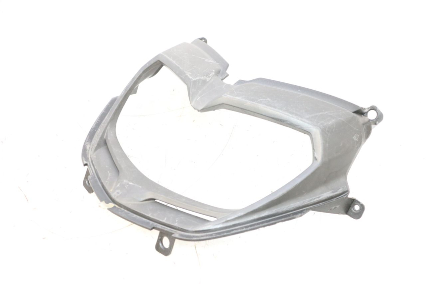 photo de CARENA ANTERIORE CONGIUNZIONE APRILIA SR MOTARD 50 (2012 - 2018) - Zoom sullo stato d'uso