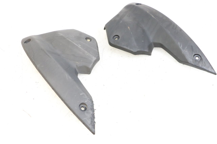 photo de CARENA ANTERIORE CONGIUNZIONE PEUGEOT STREETZONE 2T 50 (2014 - 2019) - Vista d'insieme del prodotto