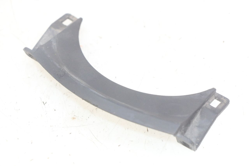 photo de GIUNZIONE CARENA ANTERIORE SUP KYMCO AGILITY 16+ 4T 50 (2018 - 2023) - Dettaglio del componente