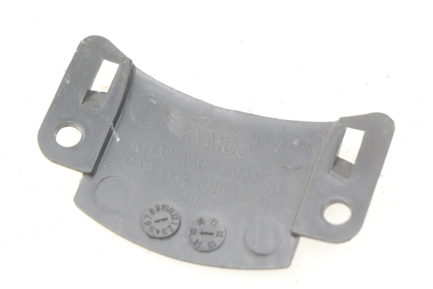 photo de Giunzione carena anteriore superiore KYMCO AGILITY FR 2T 50 (2012 - 2017) - Dettaglio del componente