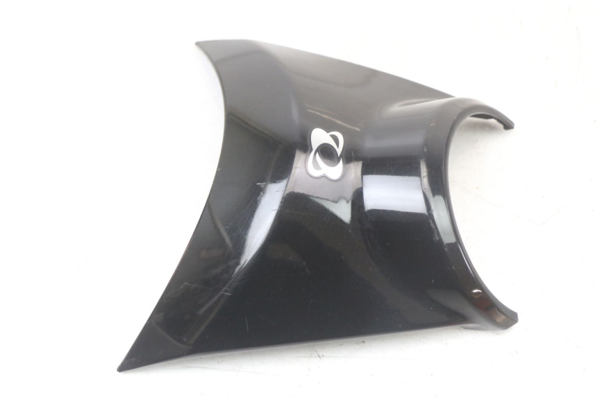 photo de Giunzione carena anteriore superiore YAMAHA BW'S BWS 125 (2010 - 2013) - Dettaglio del componente