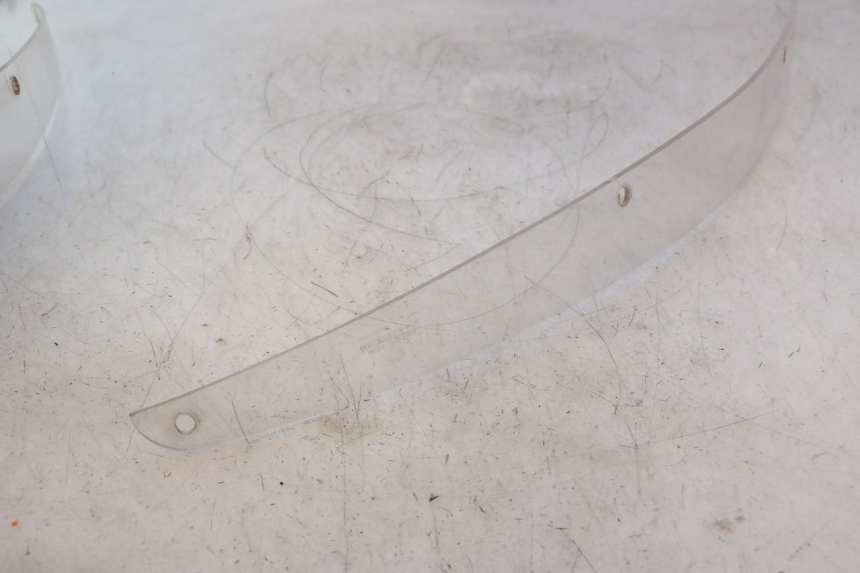 photo de CARENA ANTERIORE CONGIUNZIONE BMW C1 125 (2000 - 2003) - Dettaglio del componente