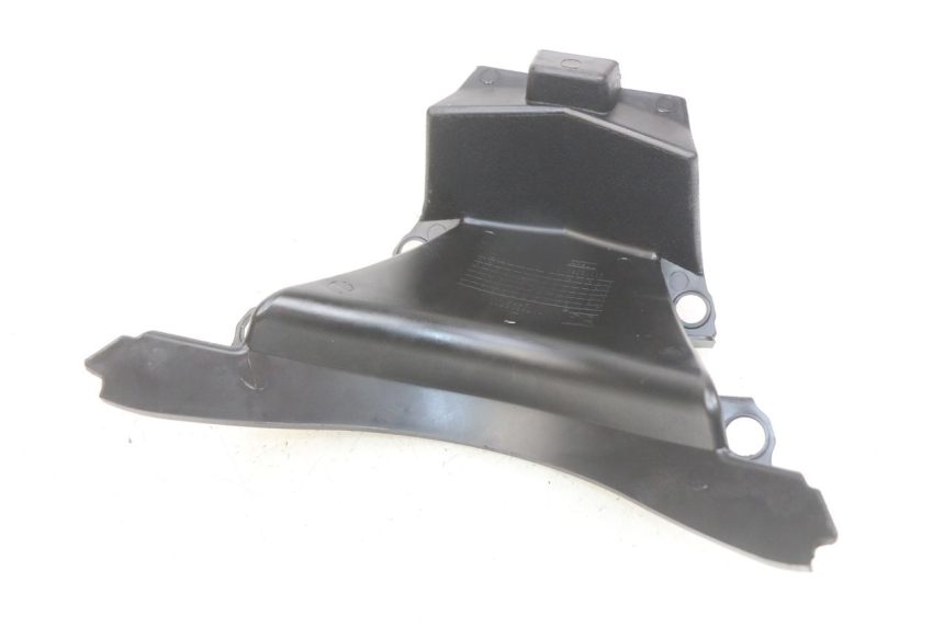 photo de GIUNZIONE CARENA ANTERIORE SUP PEUGEOT CITYSTAR 2T 50 (2018 - 2021) - Dettaglio del componente