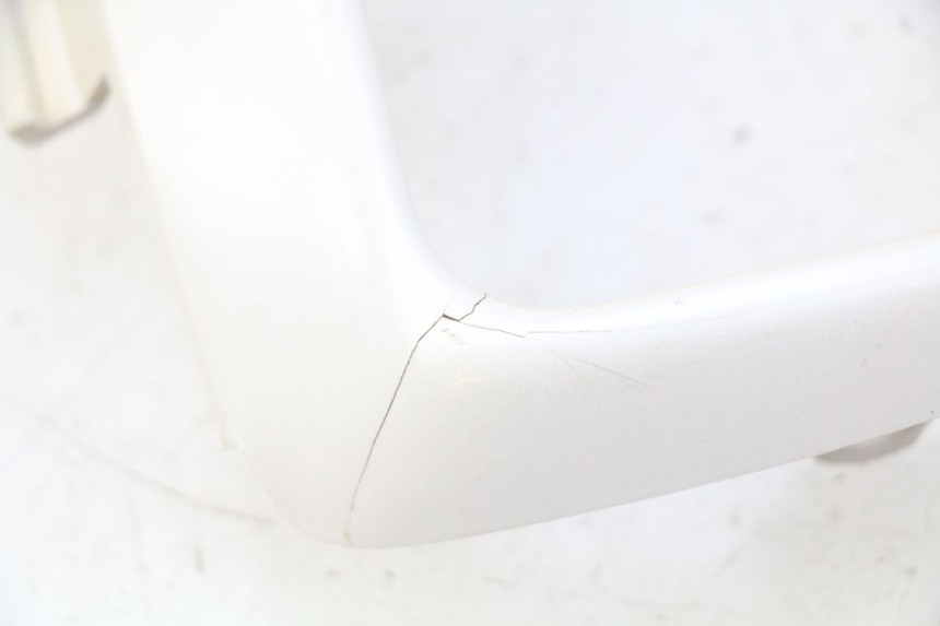 photo de GIUNZIONE CARENA ANTERIORE SUP SUZUKI CP 80 (1985 - 1996) - Dettaglio del componente