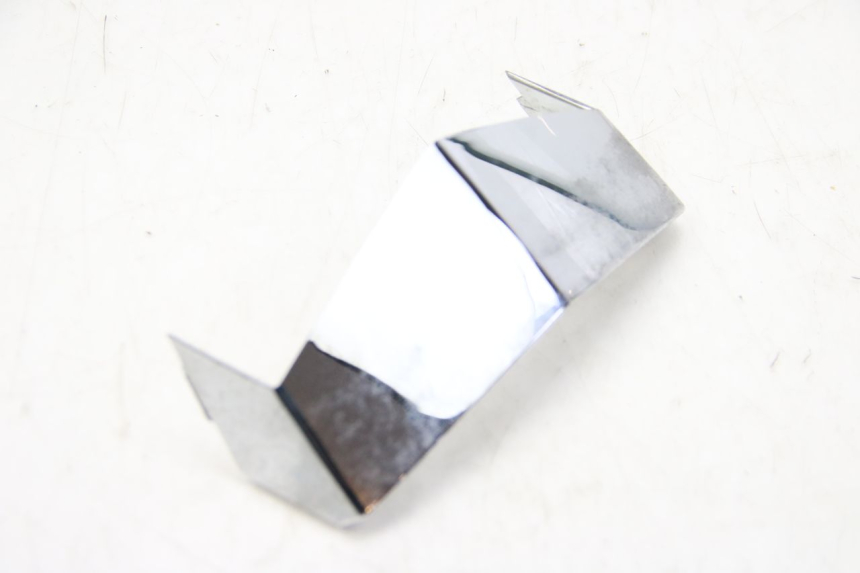 photo de GIUNZIONE CARENA ANTERIORE SUP PEUGEOT E-VIVACITY 1 (2012 - 2018) - Vista principale