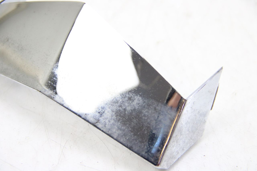 photo de GIUNZIONE CARENA ANTERIORE SUP PEUGEOT E-VIVACITY 1 (2012 - 2018) - Altra angolazione