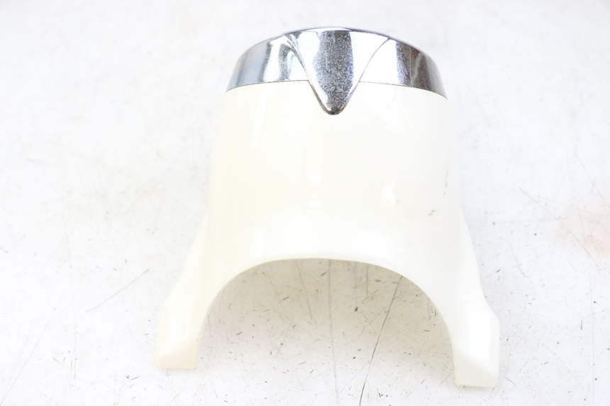 photo de CARENA ANTERIORE CONGIUNZIONE EUROCKA RETRO 50 (2007 - 2014) - Dettagli dei punti di fissaggio