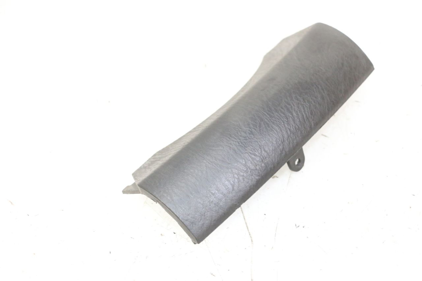 photo de CARENA ANTERIORE CONGIUNZIONE HONDA FES S-WING SWING ABS 125 (2007 - 2015) - Zoom sullo stato d'uso