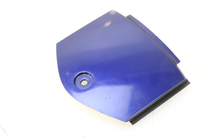 photo de CARENA ANTERIORE CONGIUNZIONE YAMAHA FJR 1300 (2001 - 2005) - Zoom sullo stato d'uso