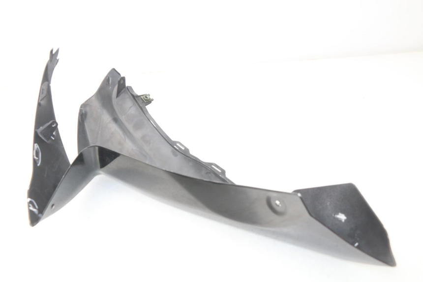 photo de Giunzione carena anteriore superiore SUZUKI GSX-R GSXR 750 (2011 - 2016) - Marcature e riferimenti originali