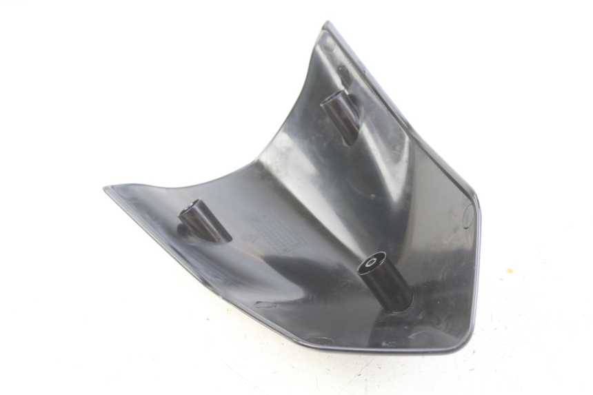 photo de GIUNZIONE CARENA ANTERIORE SUP RIDE KALLIO 50 (2010 - 2019) - Zoom sullo stato d'uso