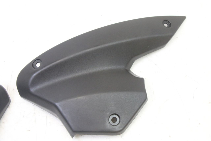 photo de CARENA ANTERIORE CONGIUNZIONE PEUGEOT KISBEE 4T 50 (2018 - 2022) - Zoom sullo stato d'uso