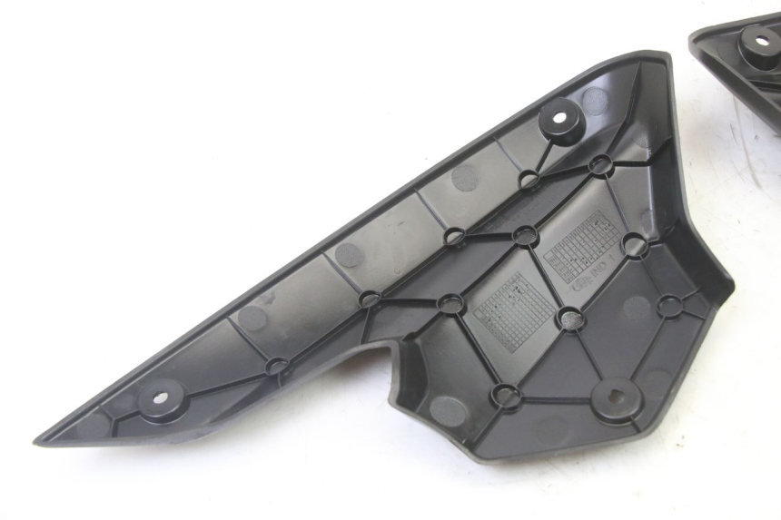 photo de CARENA ANTERIORE CONGIUNZIONE PEUGEOT KISBEE 4T 50 (2018 - 2022) - Vista d'insieme del prodotto